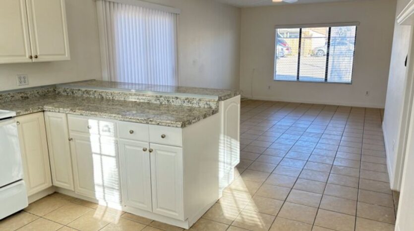 55820B Santa Fe Trl - Yucca Valley - California - 1 bed, 1 bath rental property