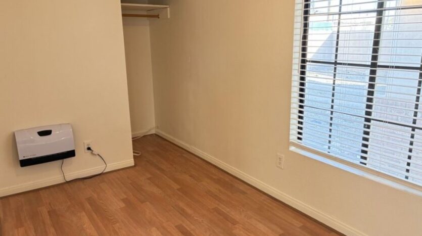 55820B Santa Fe Trl - Yucca Valley - California - 1 bed, 1 bath rental property