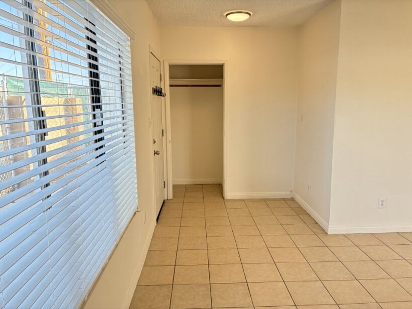 55820B Santa Fe Trl - Yucca Valley - California - 1 bed, 1 bath rental property