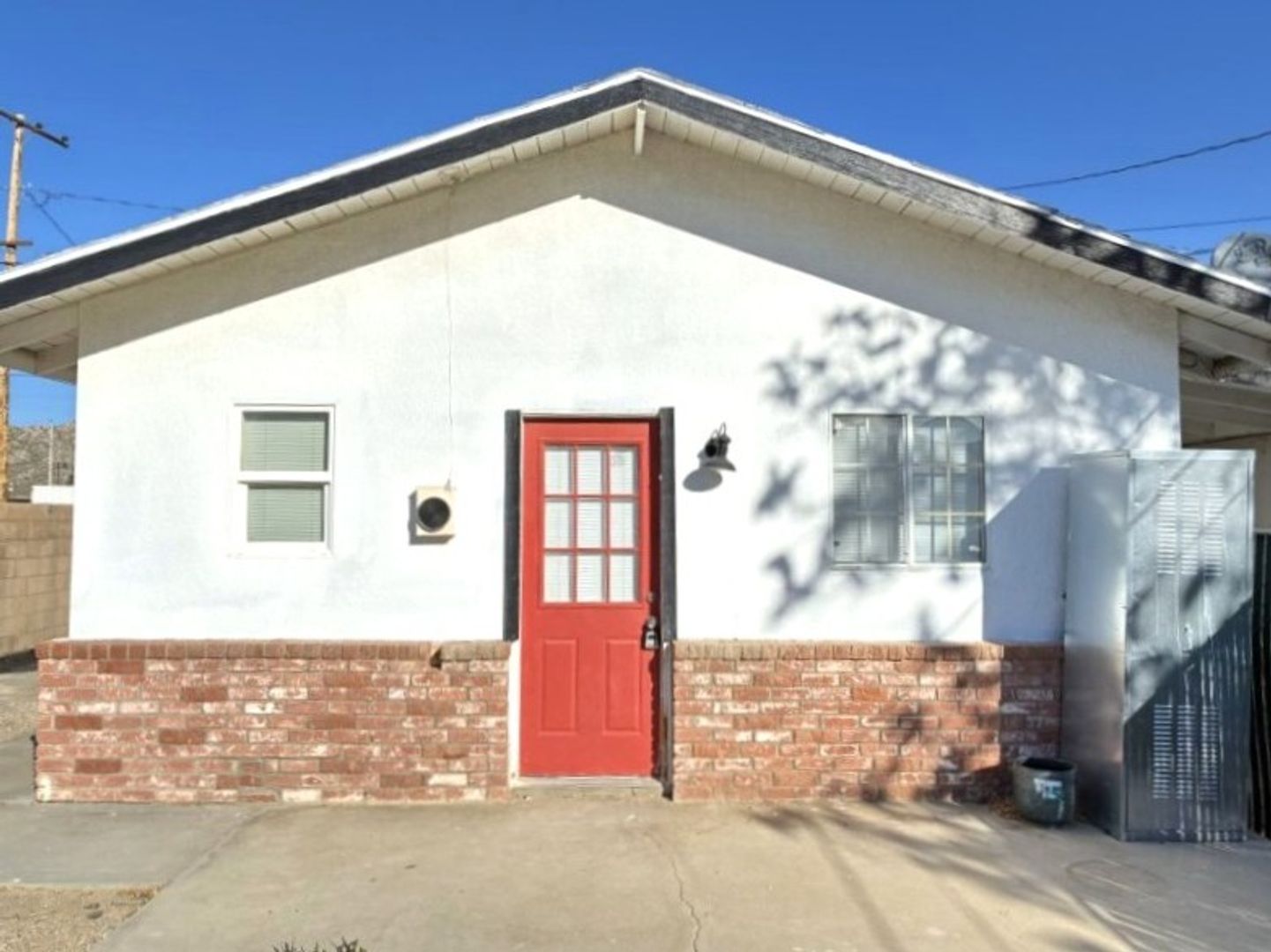 55820B Santa Fe Trl - Yucca Valley - California - 1 bed, 1 bath rental property