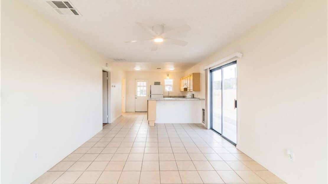 55820B Santa Fe Trl - Yucca Valley - California - 1 bed, 1 bath rental property