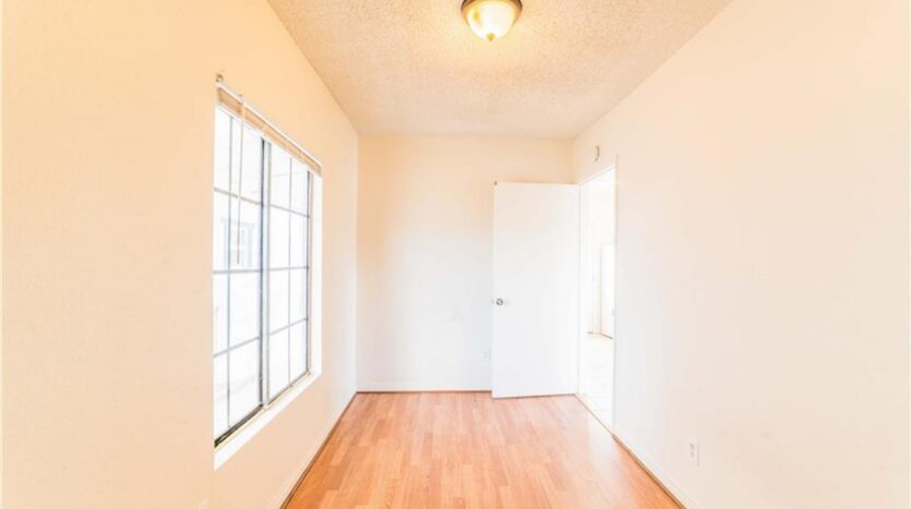 55820B Santa Fe Trl - Yucca Valley - California - 1 bed, 1 bath rental property