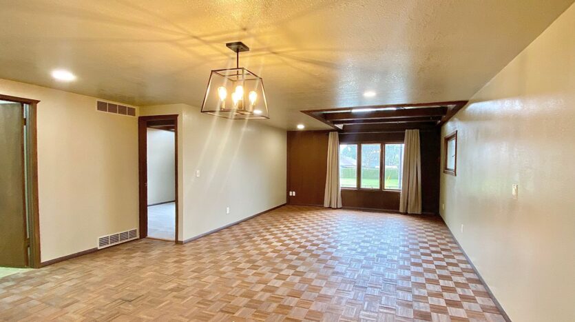 5704 Glen Echo Ave  - Gladstone - Oregon - 2 bed, 1 bath rental property