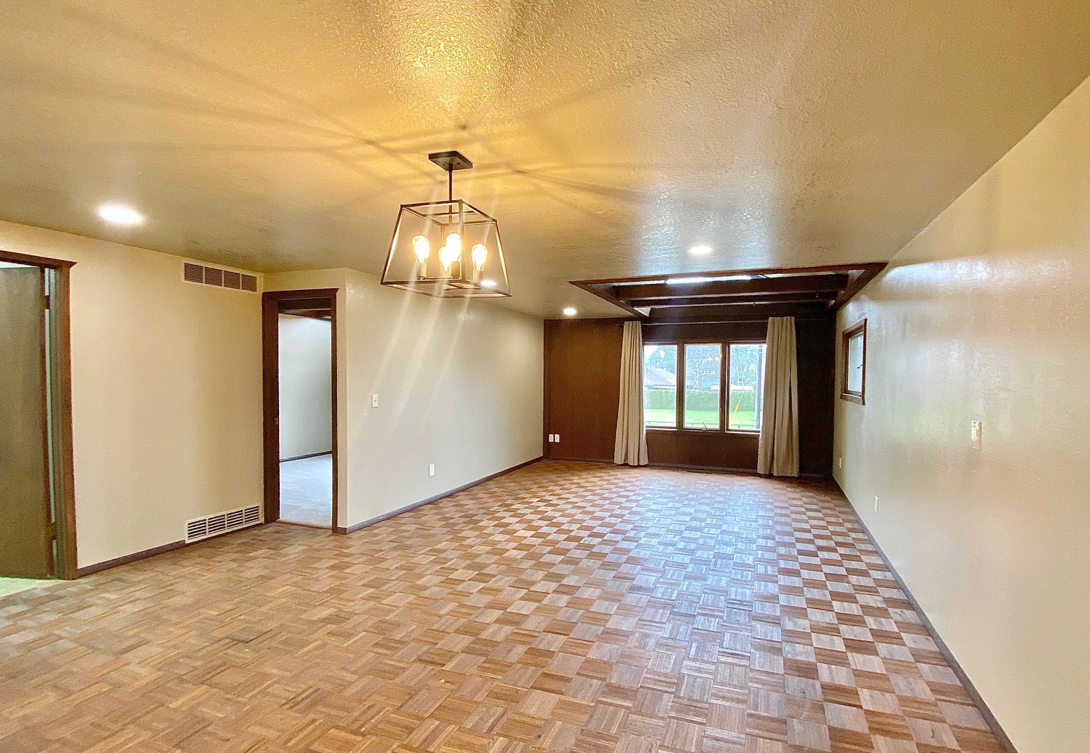 5704 Glen Echo Ave  - Gladstone - Oregon - 2 bed, 1 bath rental property