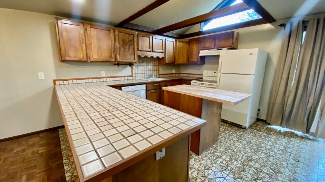 5704 Glen Echo Ave  - Gladstone - Oregon - 2 bed, 1 bath rental property