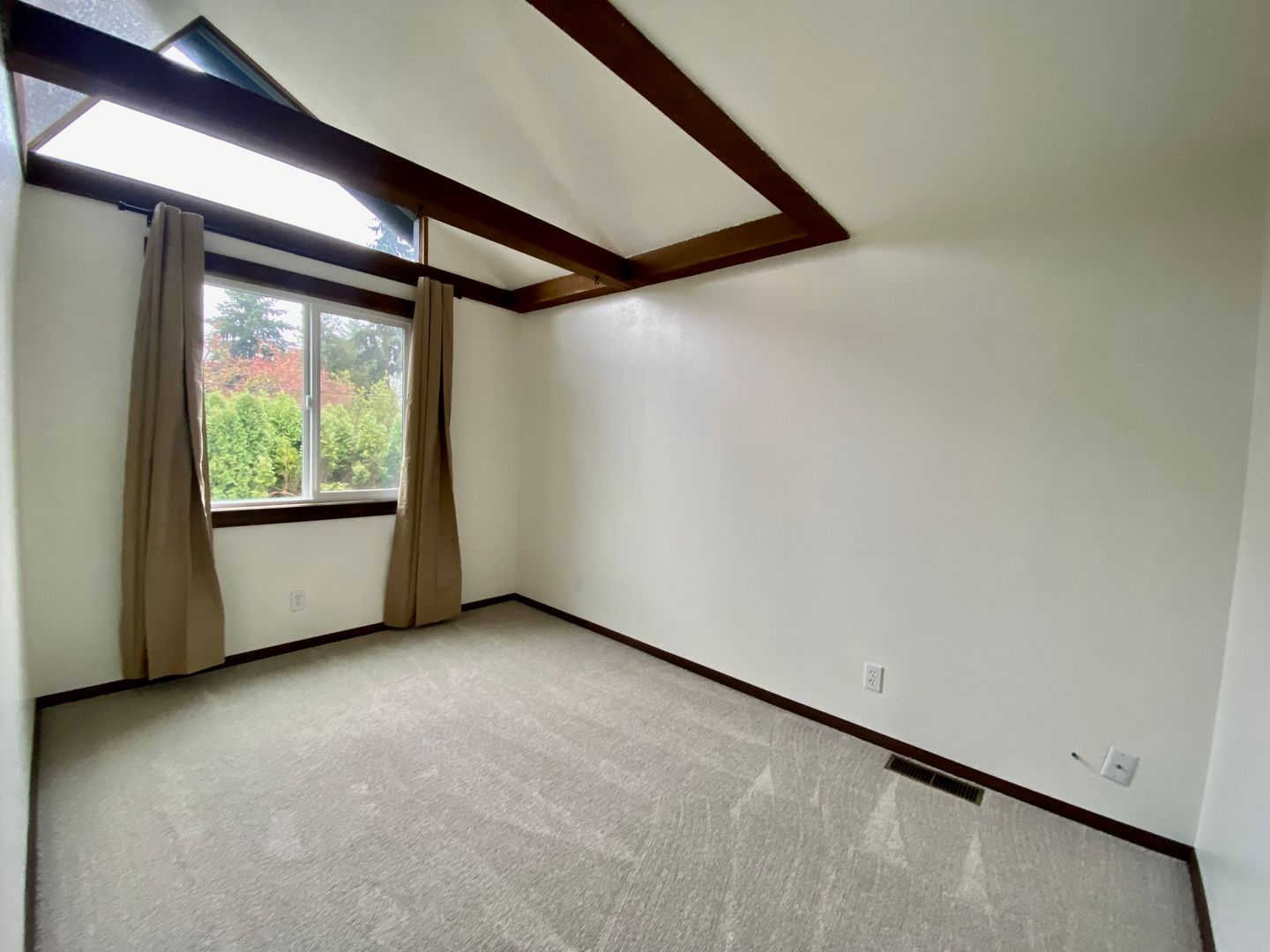 5704 Glen Echo Ave  - Gladstone - Oregon - 2 bed, 1 bath rental property