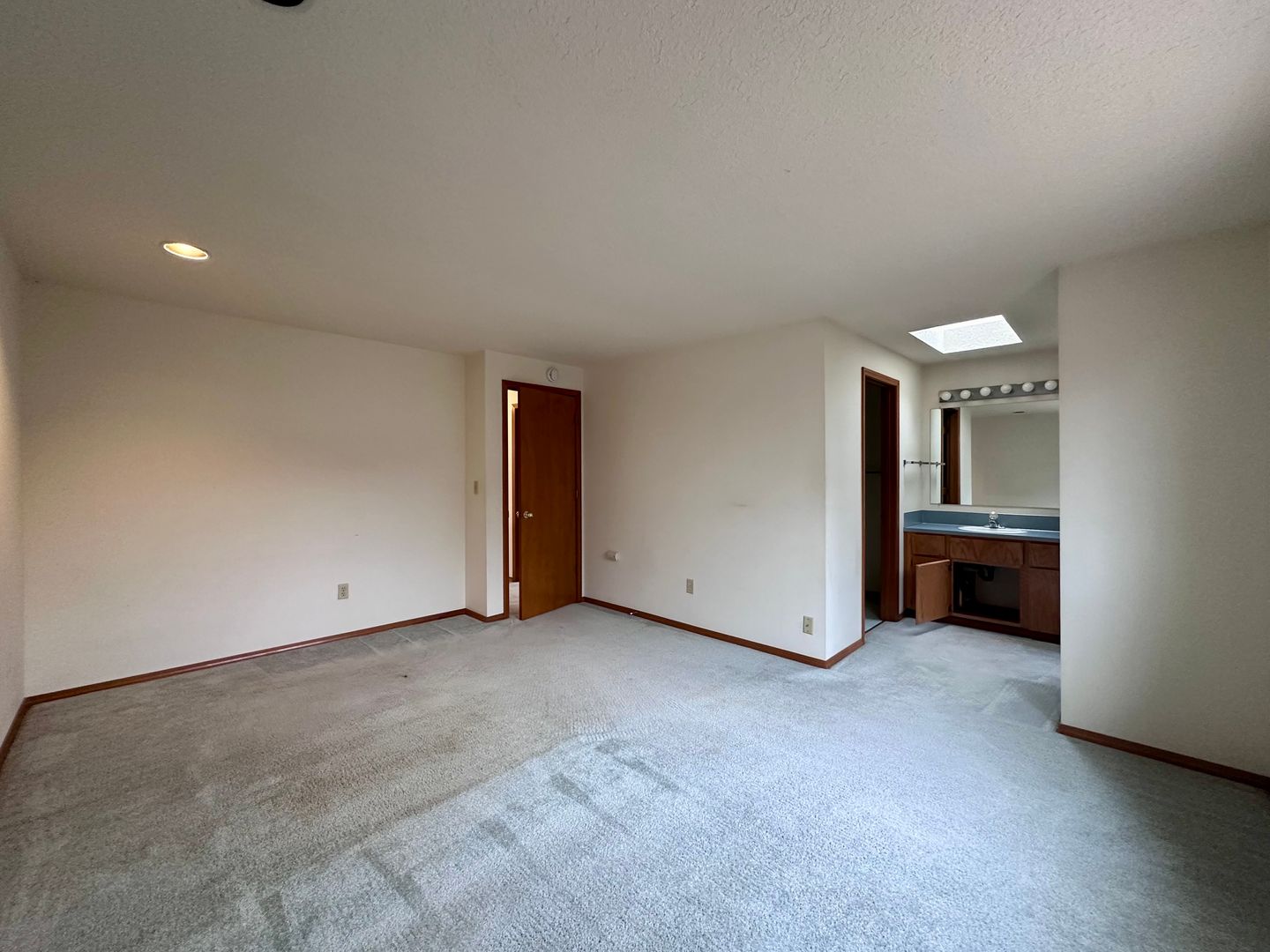 5771 NW 181st Avenue - Portland - Oregon - 3 bed, 2.5 bath rental property