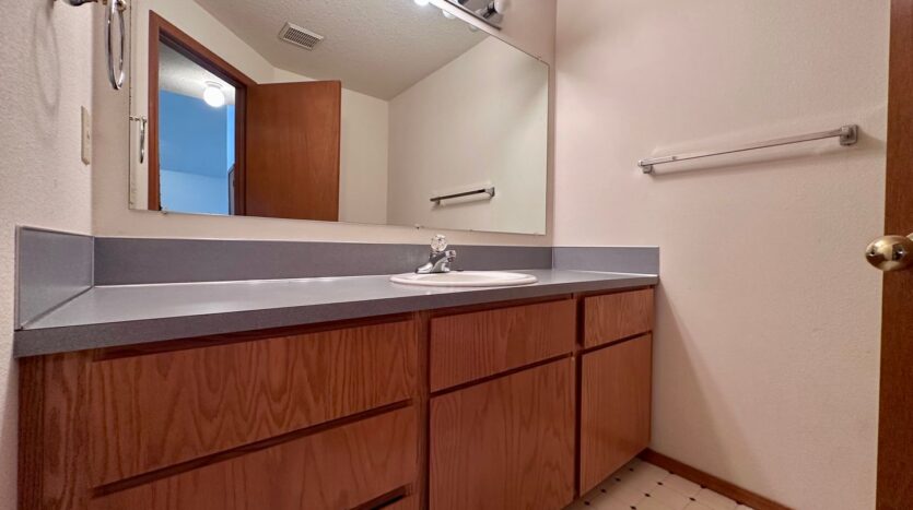 5771 NW 181st Avenue - Portland - Oregon - 3 bed, 2.5 bath rental property