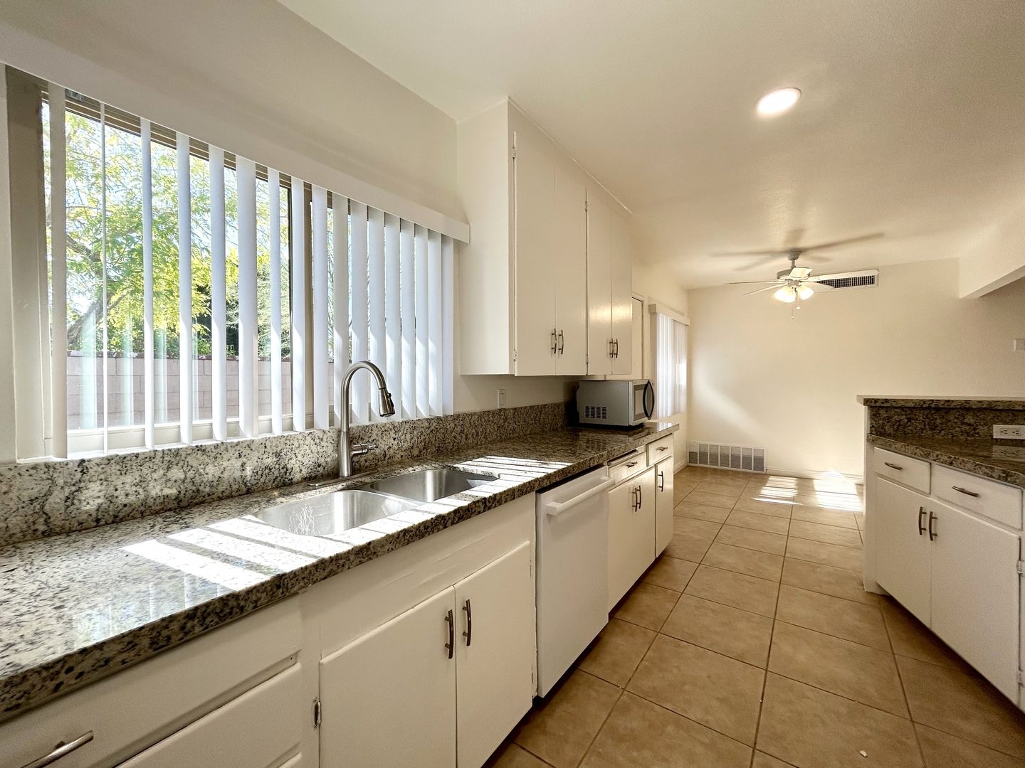 579 S Highland Drive - Palm Springs - California - 2 bed, 1 bath rental property