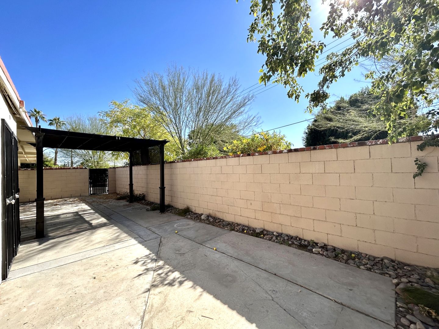 579 S Highland Drive - Palm Springs - California - 2 bed, 1 bath rental property