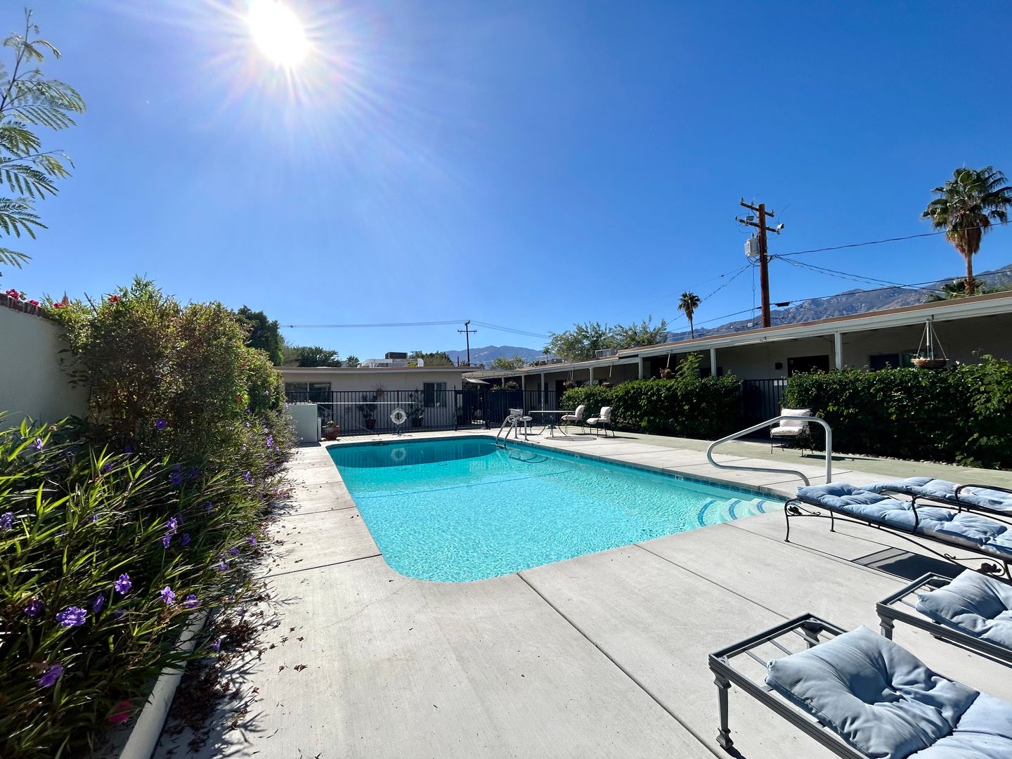 579 S Highland Drive - Palm Springs - California - 2 bed, 1 bath rental property