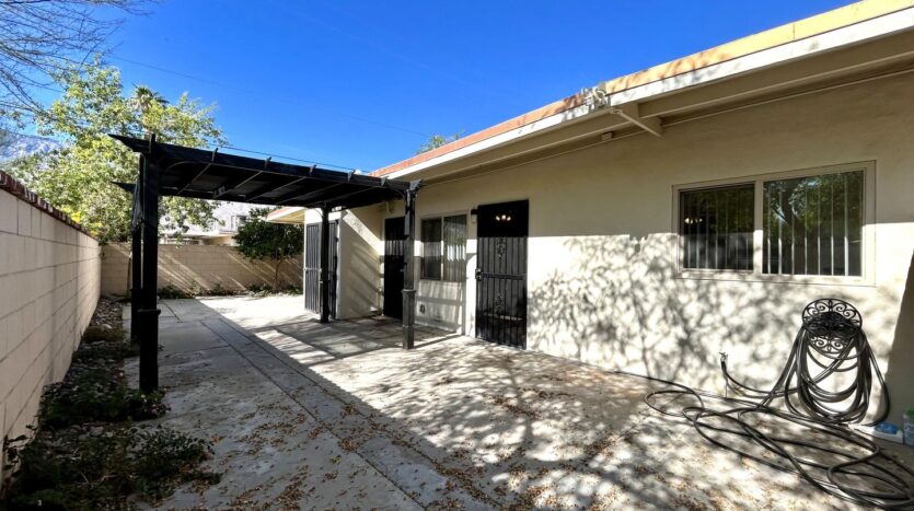 579 S Highland Drive - Palm Springs - California - 2 bed, 1 bath rental property