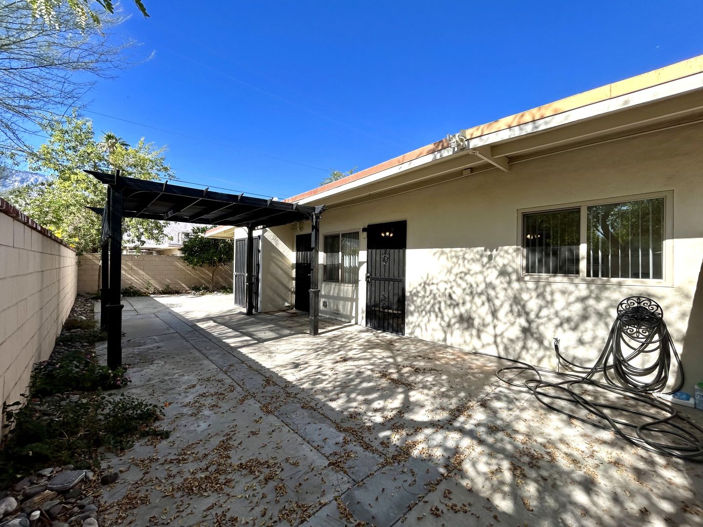 579 S Highland Drive - Palm Springs - California - 2 bed, 1 bath rental property