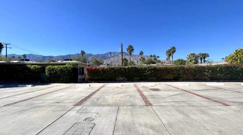579 S Highland Drive - Palm Springs - California - 2 bed, 1 bath rental property