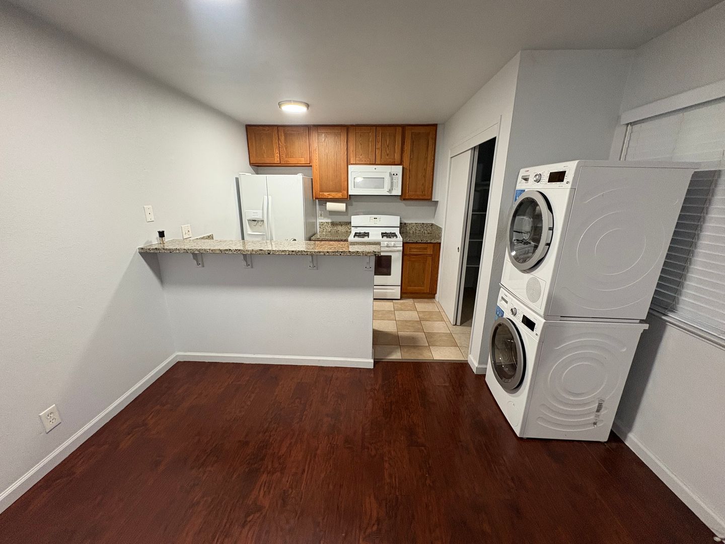 5912 Walerga Rd Unit 1 - Sacramento - California - 2 bed, 1 bath rental property