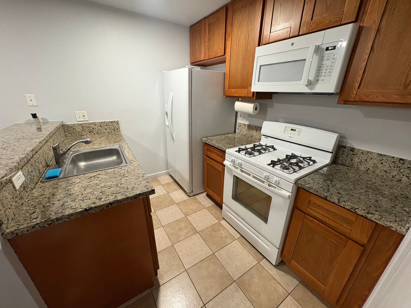 5912 Walerga Rd Unit 1 - Sacramento - California - 2 bed, 1 bath rental property