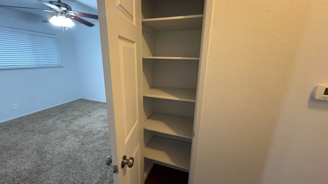 5912 Walerga Rd Unit 1 - Sacramento - California - 2 bed, 1 bath rental property