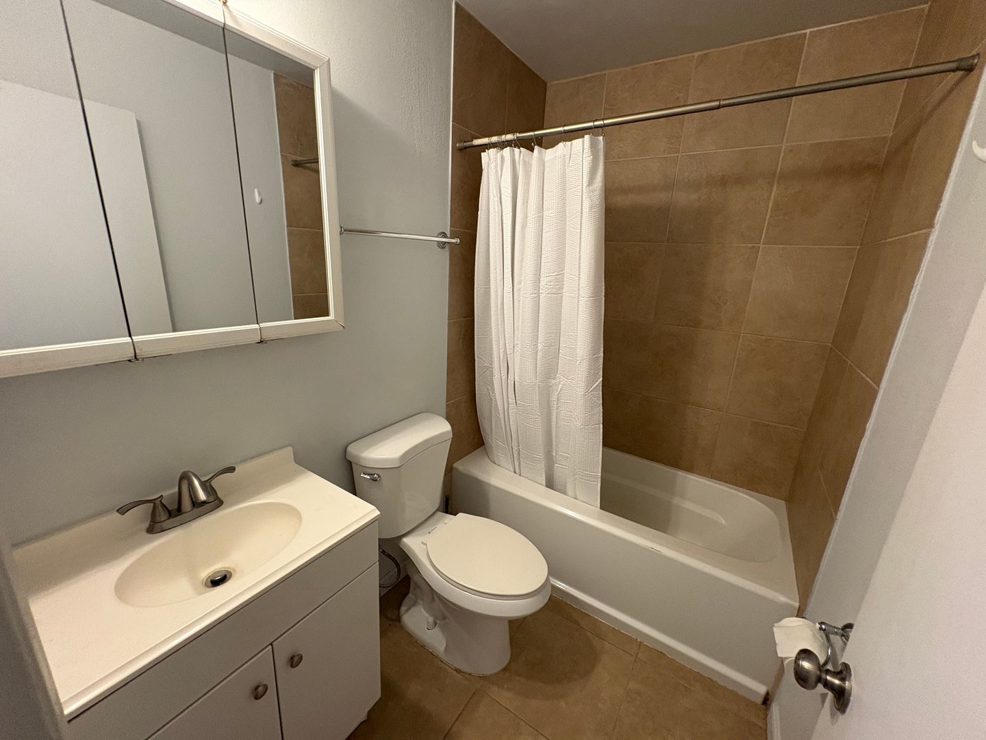 5912 Walerga Rd Unit 1 - Sacramento - California - 2 bed, 1 bath rental property