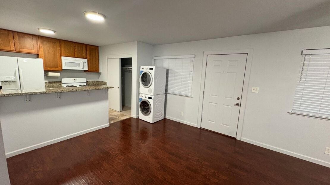 5912 Walerga Rd Unit 1 - Sacramento - California - 2 bed, 1 bath rental property