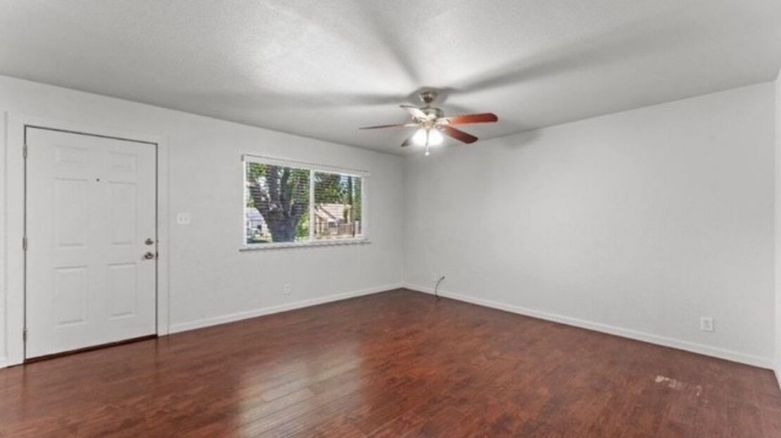 5912 Walerga Rd Unit 1 - Sacramento - California - 2 bed, 1 bath rental property