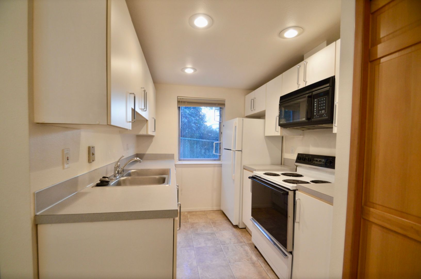 601 Prospect St #101 - Seattle - Washington - 1 bed, 1 bath rental property