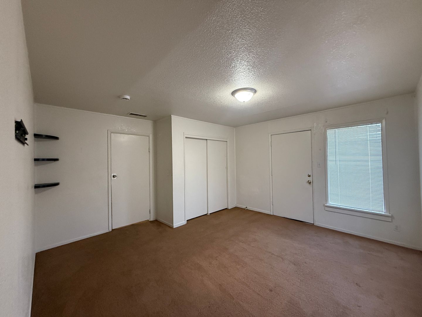615 Harrison Main - Las Vegas - Nevada - 3 bed, 2 bath rental property
