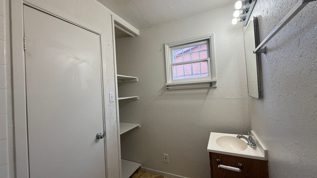 615 Harrison Main - Las Vegas - Nevada - 3 bed, 2 bath rental property