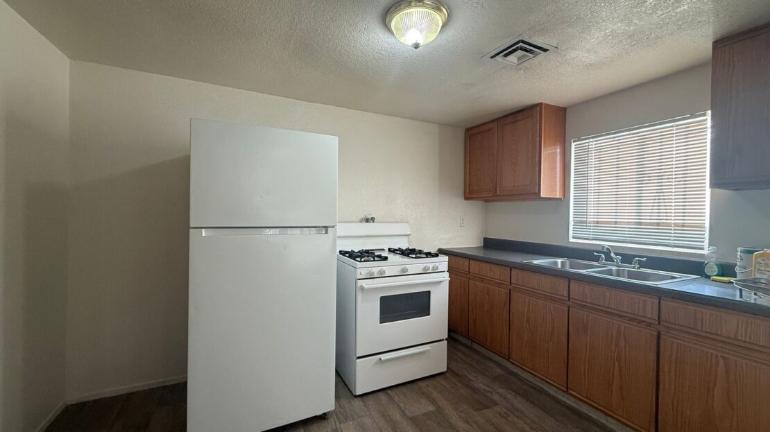 615 Harrison Main - Las Vegas - Nevada - 3 bed, 2 bath rental property