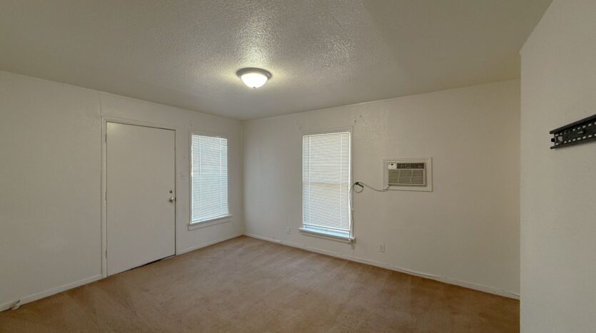 615 Harrison Main - Las Vegas - Nevada - 3 bed, 2 bath rental property