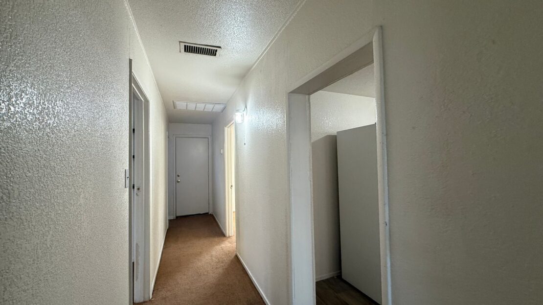615 Harrison Main - Las Vegas - Nevada - 3 bed, 2 bath rental property
