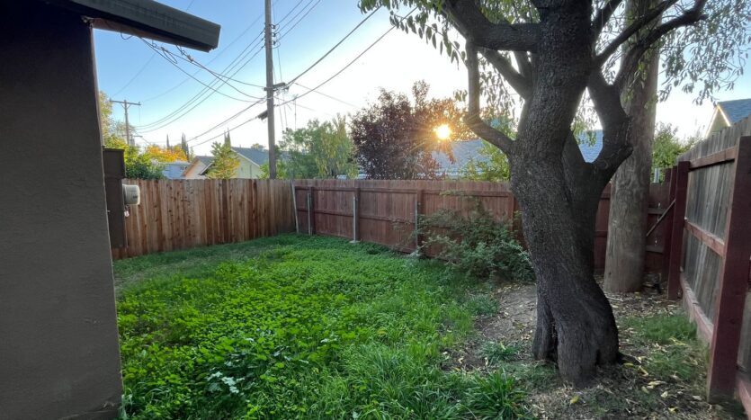 6421 San Stefano St - Citrus Heights - California - 2 bed, 1 bath rental property