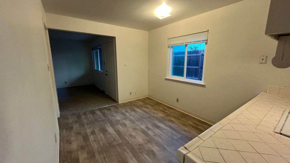 6421 San Stefano St - Citrus Heights - California - 2 bed, 1 bath rental property