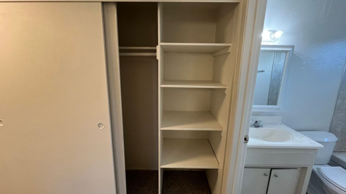 6421 San Stefano St - Citrus Heights - California - 2 bed, 1 bath rental property