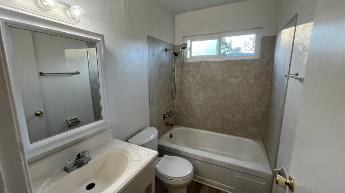 6421 San Stefano St - Citrus Heights - California - 2 bed, 1 bath rental property