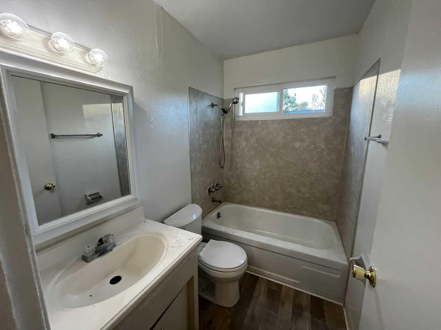 6421 San Stefano St - Citrus Heights - California - 2 bed, 1 bath rental property