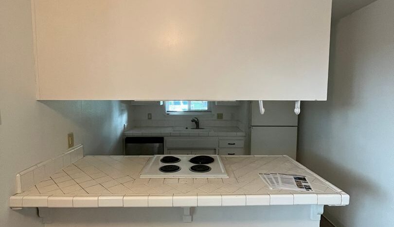 6421 San Stefano St - Citrus Heights - California - 2 bed, 1 bath rental property