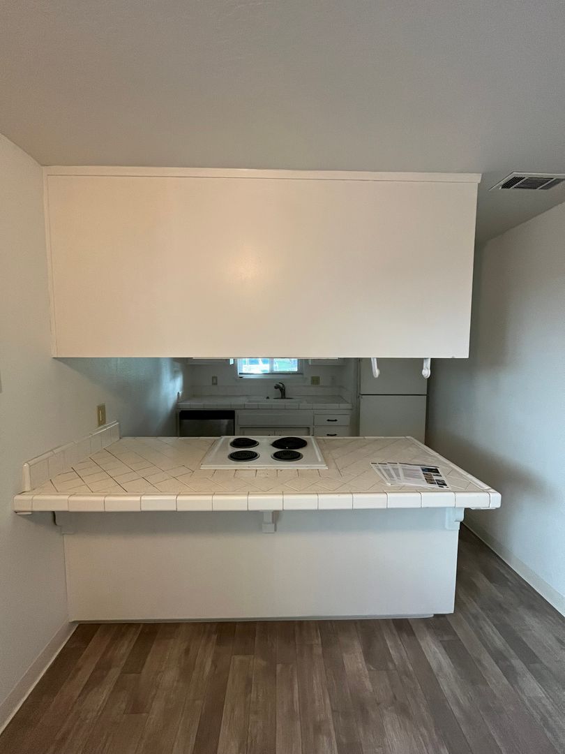 6421 San Stefano St - Citrus Heights - California - 2 bed, 1 bath rental property