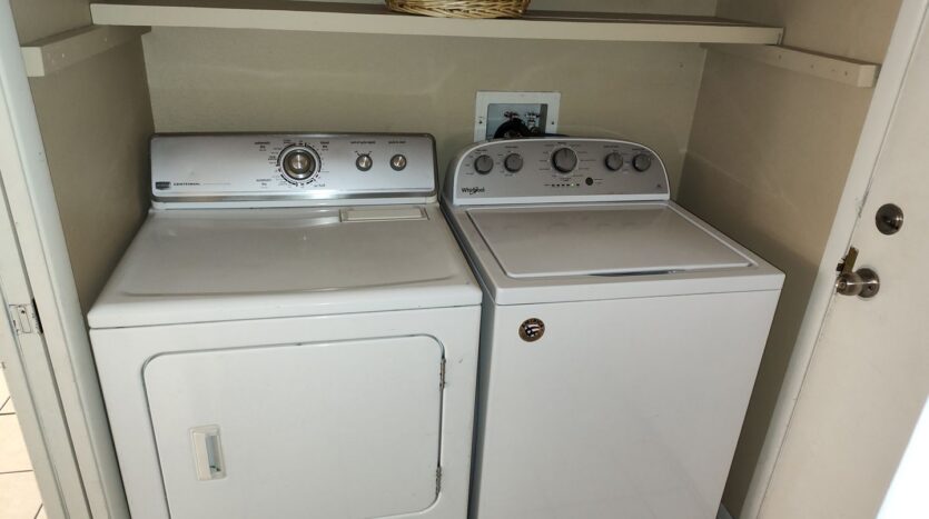 6733 Evanston Ave - Las Vegas - Nevada - 3 bed, 2.5 bath rental property