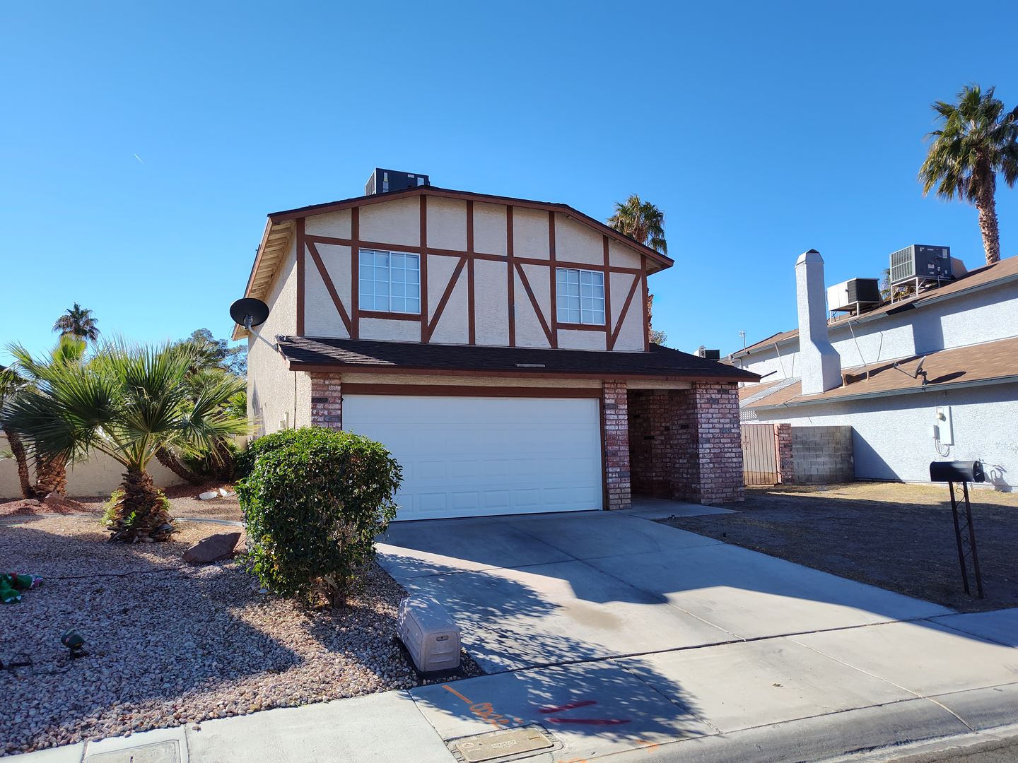 6733 Evanston Ave - Las Vegas - Nevada - 3 bed, 2.5 bath rental property