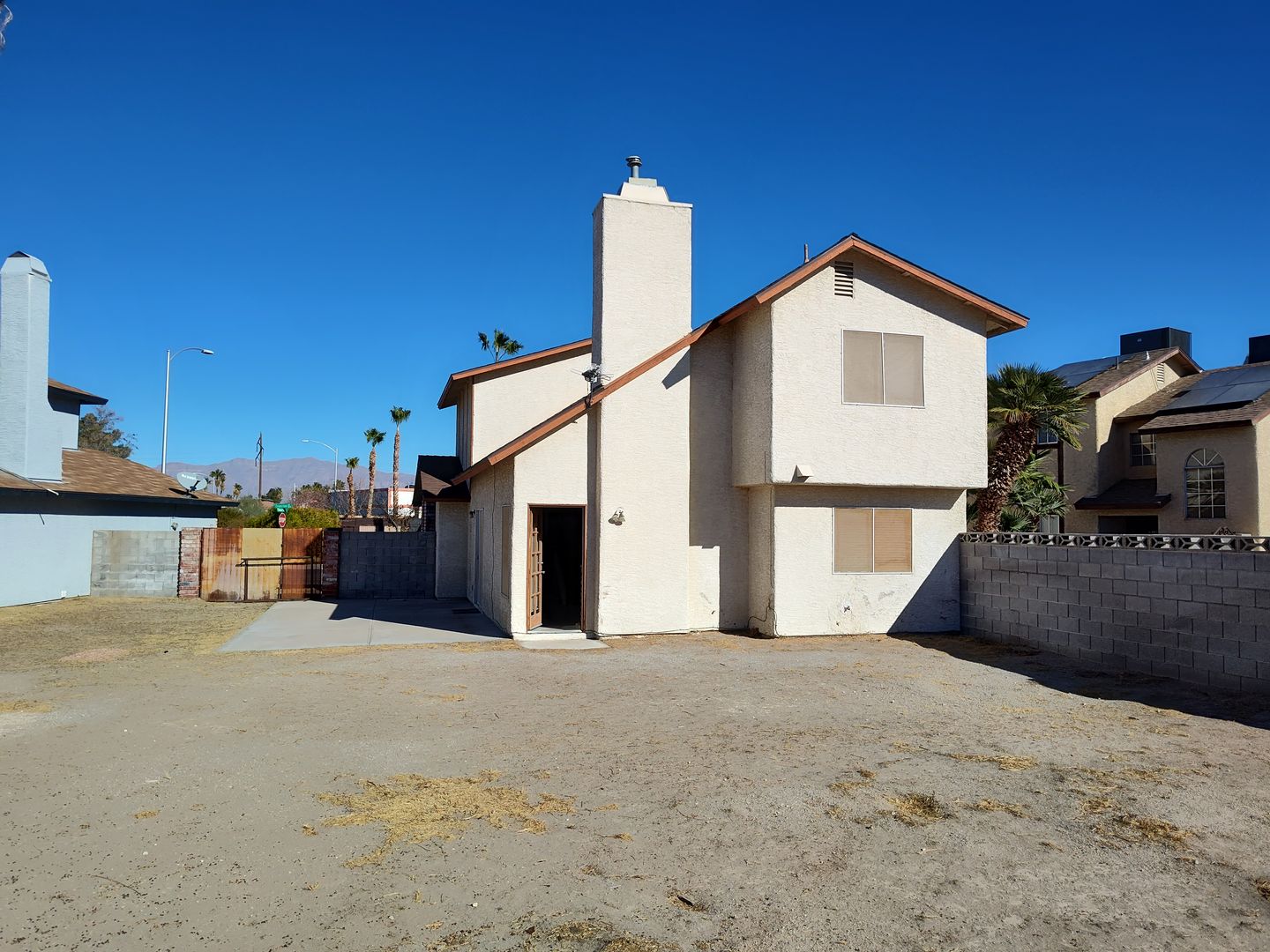6733 Evanston Ave - Las Vegas - Nevada - 3 bed, 2.5 bath rental property