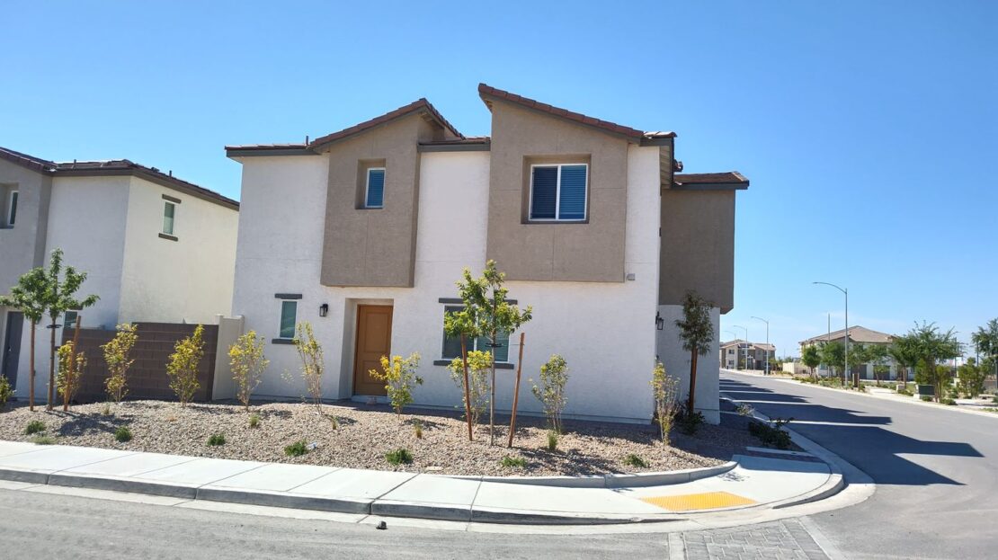 6916 Sunflower Fields St - North Las Vegas - Nevada - 3 bed, 2.5 bath rental property