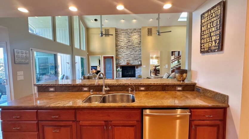 717 Willow Lake Rd - Discovery Bay - California - 3 bed, 2.5 bath rental property