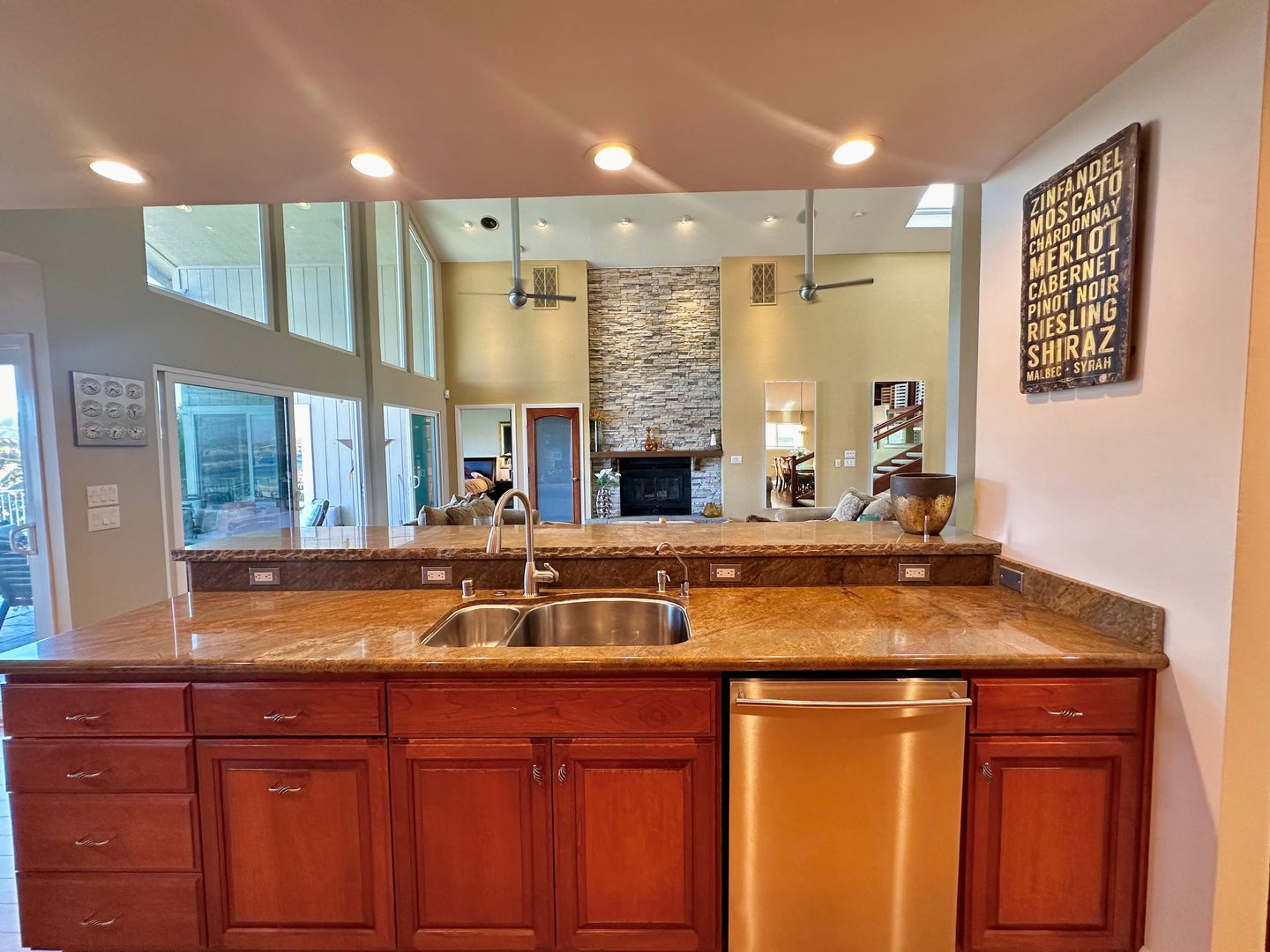 717 Willow Lake Rd - Discovery Bay - California - 3 bed, 2.5 bath rental property