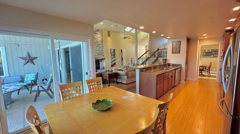 717 Willow Lake Rd - Discovery Bay - California - 3 bed, 2.5 bath rental property