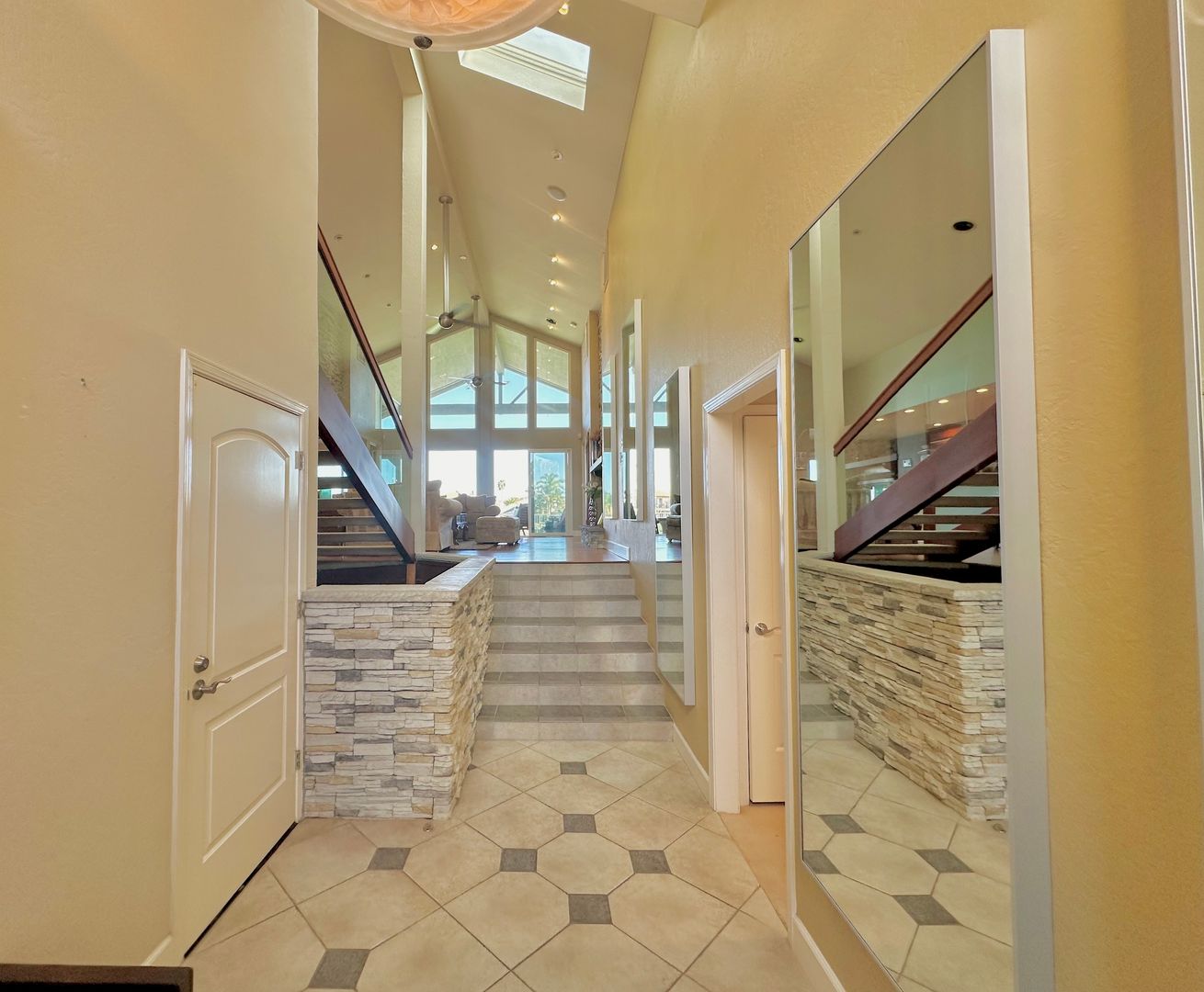 717 Willow Lake Rd - Discovery Bay - California - 3 bed, 2.5 bath rental property