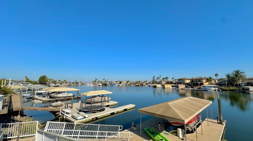 717 Willow Lake Rd - Discovery Bay - California - 3 bed, 2.5 bath rental property