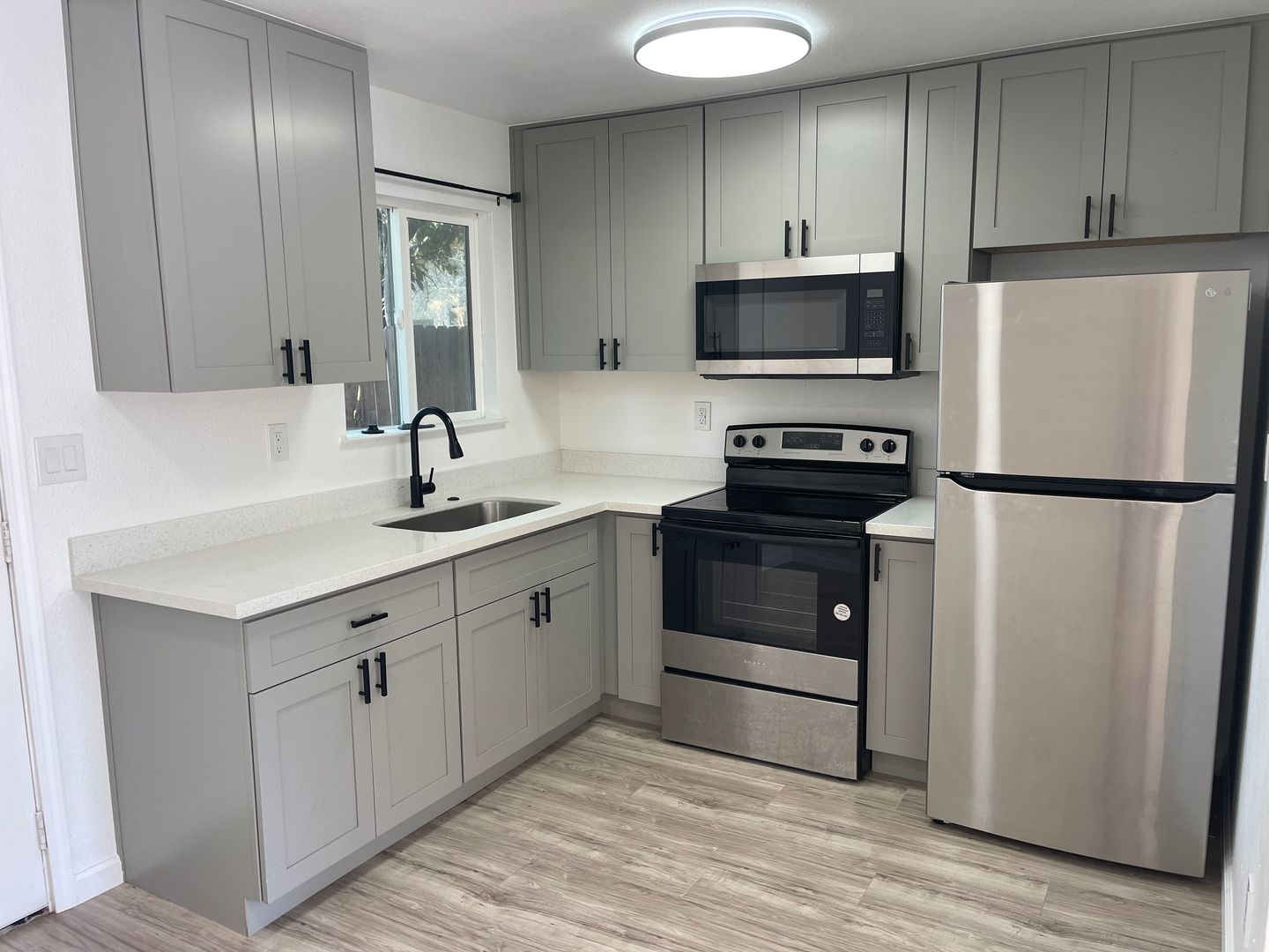 721 E Oak St - Stockton - California - 2 bed, 2 bath rental property