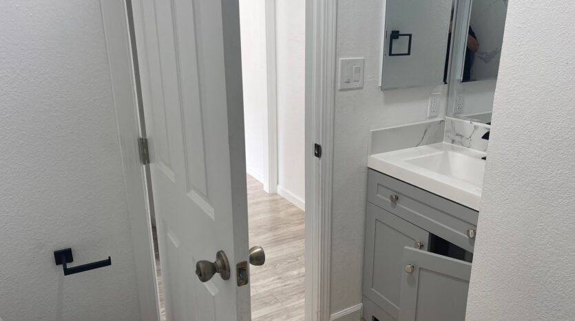 721 E Oak St - Stockton - California - 1 bed, 1 bath rental property