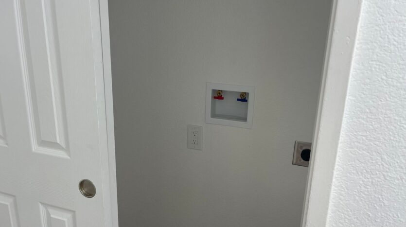 721 E Oak St - Stockton - California - 2 bed, 2 bath rental property