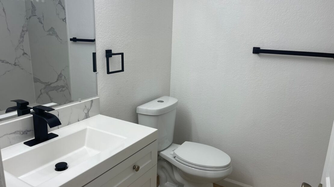 721 E Oak St - Stockton - California - 2 bed, 2 bath rental property